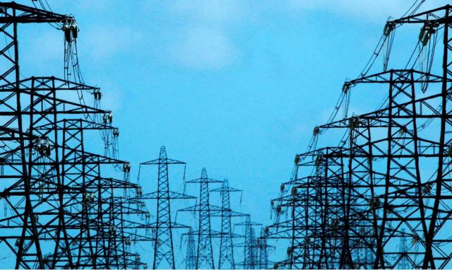 Σκρέκας: Ξεκινούν άμεσα οι πληρωμές για το Power Pass - Στόχος να καταβληθούν σε μια δόση
