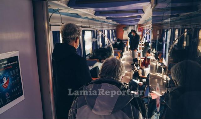 Λαμία: Την έβγαλαν όλη νύχτα σε βαγόνι στο Λειανοκλάδι - ΒΙΝΤΕΟ