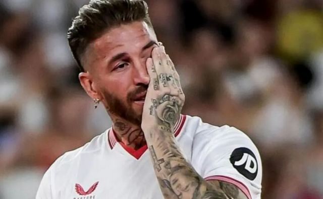 Σέρχιο Ράμος: Επέστρεψε μετά από 18 χρόνια με δάκρυα στα μάτια στη Σεβίλλη - Βίντεο και φωτογραφίες