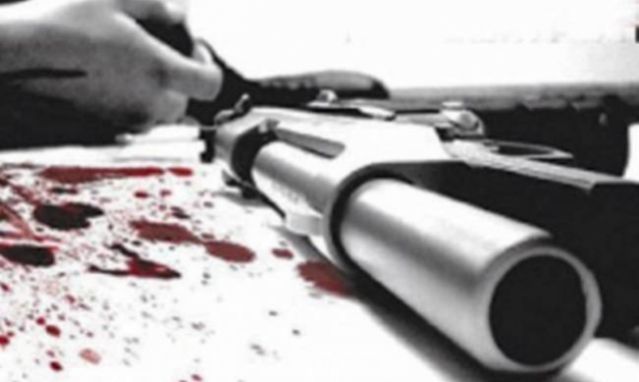 Θρήνος: Επέτρεψε στο σπίτι και βρήκε το παιδί της σε μια λίμνη αίματος