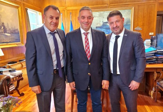 Στο Υπουργείο Εθνικής Άμυνας ο Θέμης Χειμάρας