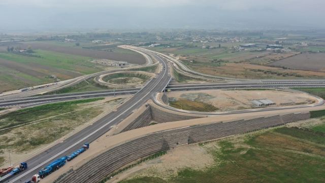 Εντυπωσιακή η πρόοδος των έργων στον Αυτοκινητόδρομο από Λαμία μέχρι Ξυνιάδα - ΒΙΝΤΕΟ