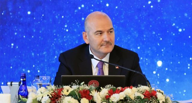 Νέο επεισόδιο στη Σύνοδο του ΝΑΤΟ -Σοϊλού: «Βοηθάτε τρομοκράτες, πνίγετε μετανάστες» - Η απάντηση Ελλήνων βουλευτών