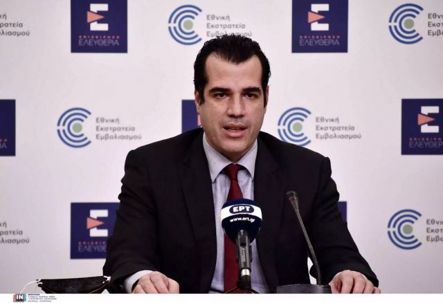 Πλεύρης για ανεμβολίαστους υγειονομικούς: Να εμβολιαστούν για να επιστρέψουν στις εργασίες τους