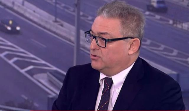 Βασιλακόπουλος: Γιατί κάποιος που έχει κολλήσει κορωνοϊό μπορεί να νοσήσει ξανά