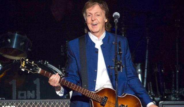 Πολ ΜακΚάρτνεϊ: Το θρυλικό σκαθάρι των Beatles έρχεται στη Μύκονο στις 17 Ιουνίου για διακοπές