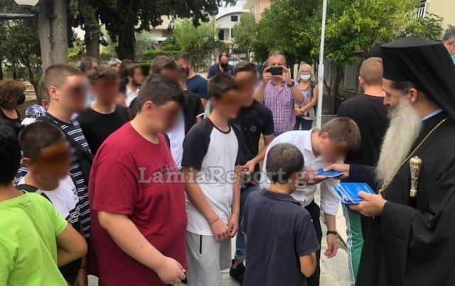 To δώρο έκπληξη του Συμεών στους μαθητές του Εκκλησιαστικού - ΒΙΝΤΕΟ