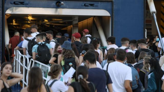 Κορωνοϊός: 122.230 κρούσματα - 355 θάνατοι - 138 διασωληνομένοι σε μια εβδομάδα