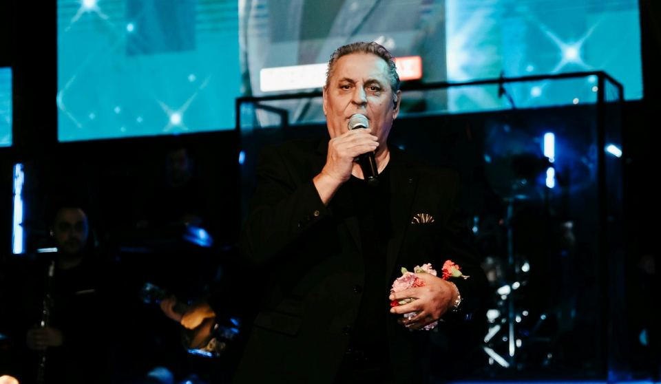 Απόψε: Ο μοναδικός Ζαφείρης Μελάς στο χορό των Πυροσβεστών