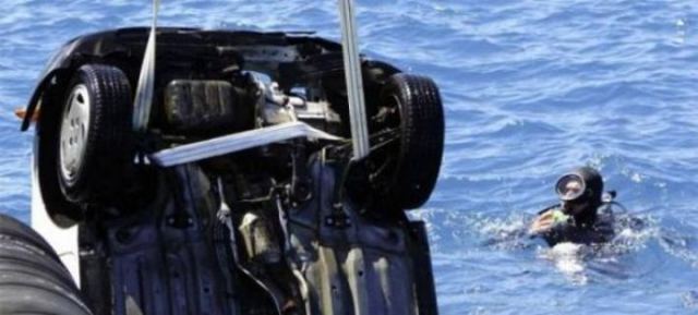 Γυναίκα έπεσε με το αυτοκίνητο στη θάλασσα και πνίγηκε