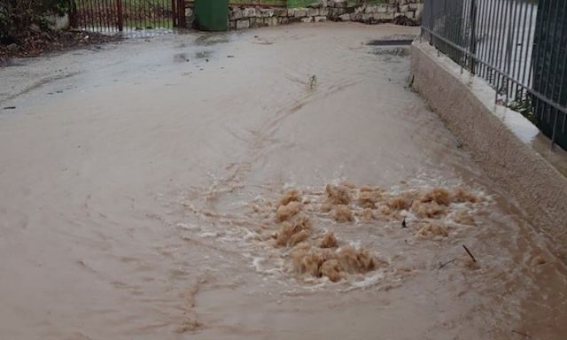 Προβλήματα με τη βροχόπτωση στα Αλεπόσπιτα
