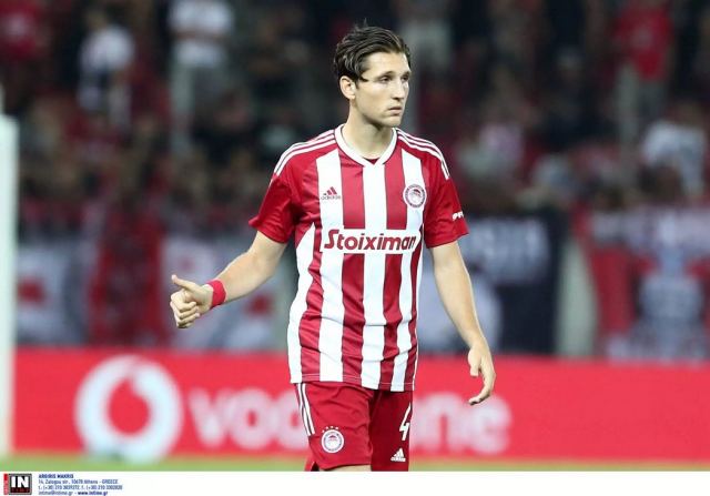 Ολυμπιακός – Φράιμπουργκ: Ενδεκάδα με Ρέτσο και Βρσάλικο στα μπακ