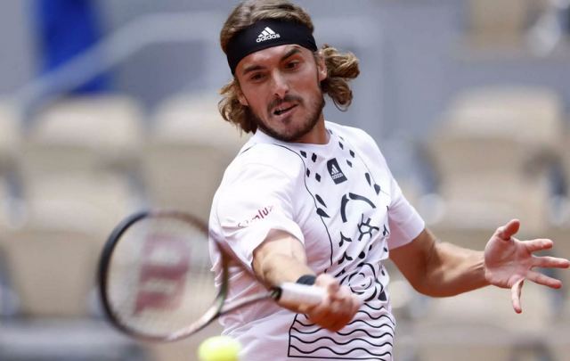 Ο Στέφανος Τσιτσιπάς αποθεώθηκε στο Χάλε