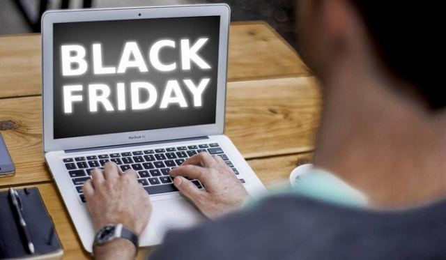Black Friday 2021: Πότε πέφτει, τι πρέπει να προσέξετε