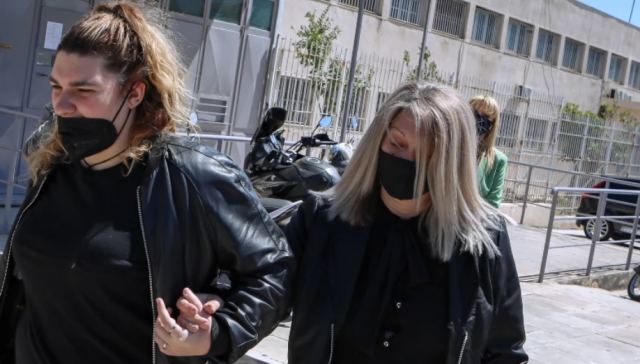 Νεκρά παιδιά στην Πάτρα: Η οικογένεια Πισπιρίγκου μηνύει το γιατρό της Τζωρτζίνας