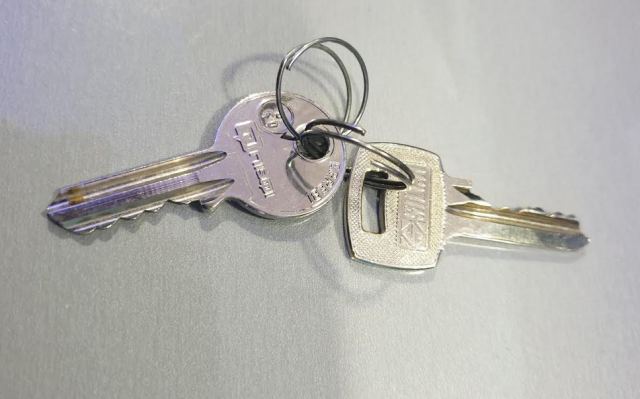 Βρέθηκαν τα κλειδιά της φωτογραφίας...