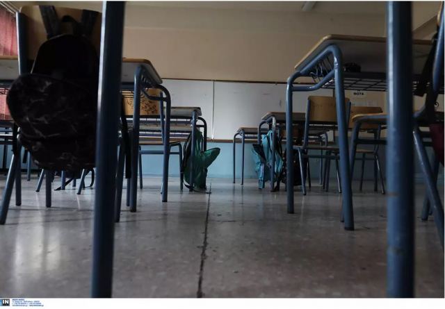 Χωρίς self test αλλά με μάσκες στα σχολεία – Τι ισχύει για τους εκπαιδευτικούς, τι γίνεται αν βρεθεί κρούσμα
