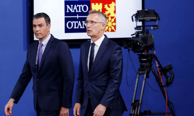 Σύνοδος Κορυφής του ΝΑΤΟ: Απασφάλισαν Στόλτενμπεργκ και Σάντσεθ - «Άμεση απειλή η Ρωσία, Πούτιν δεν θα νικήσεις»