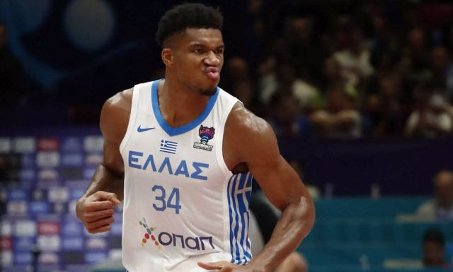 Γιάννης Αντετοκούνμπο: Η πρώτη ανάρτηση του με τον Εθνικό Ύμνο μετά τον αποκλεισμό