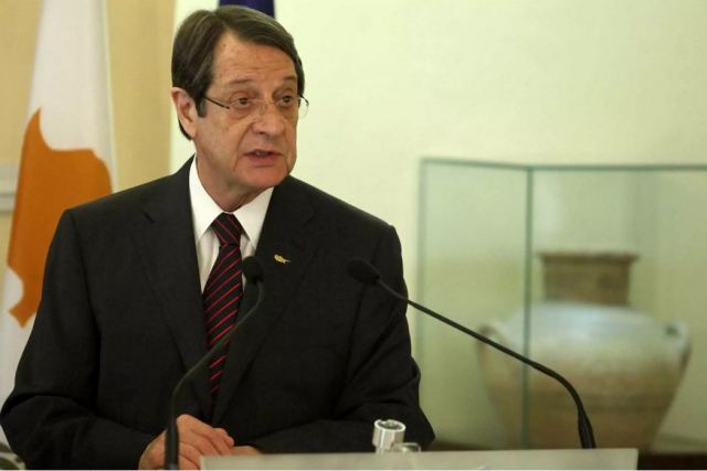 Κύπρος: Δυσαρέσκεια Αναστασιάδη για Ζελένσκι – «Μας ενοχλεί ότι δεν έκανε καμία αναφορά στην τουρκική εισβολή»