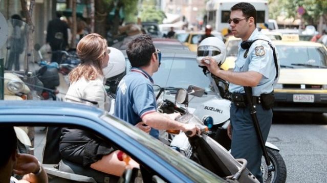 Εντολή Εισαγγελέα Λαμίας: «Κανένας χωρίς κράνος...»