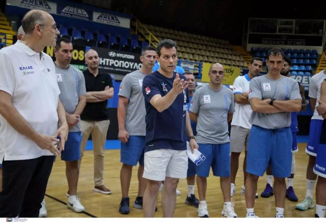 Ιτούδης: «Επικοινώνησα με τον Μπαρτζώκα, δεν περισσεύει κανείς»