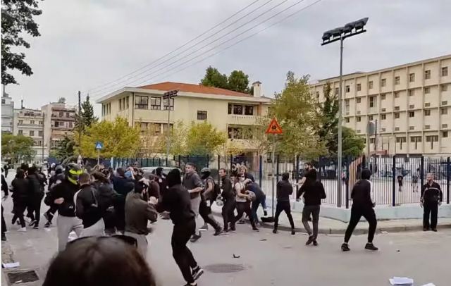 Θεσσαλονίκη: Άγρια επεισόδια και ξύλο με καδρόνια στο ΓΕΛ Σταυρούπολης