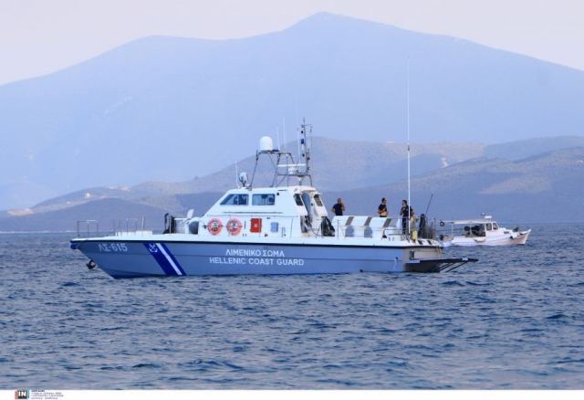 «Οτιδήποτε επιπλέει μπορεί να εντοπιστεί»: Κόπασαν οι άνεμοι, καλύτερες οι συνθήκες στην περιοχή του ναυαγίου