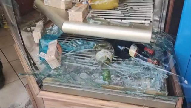 Θεσσαλονίκη: Αγωνία για τη 15χρονη – «Έχει βαθιά τραύματα από τη τζαμαρία, η οδηγός μιλούσε στο κινητό»