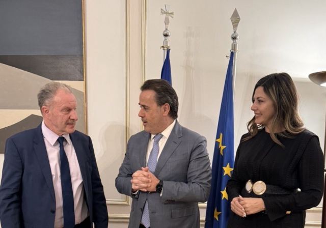 Συνάντηση Κοτρωνιά με Παπασταύρου και Ζαχαράκη