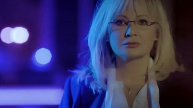 Φως στο Τούνελ: Η Αγγελική Νικολούλη επιστρέφει με αποκαλύψεις για την Πάτρα