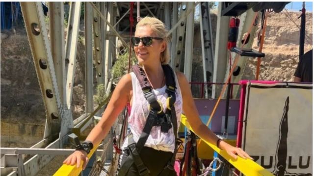Η Σάσα Σταμάτη έκανε bungee jumping και το βίντεο κόβει την ανάσα!