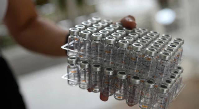 Εμβόλια κορωνοϊού: H Moderna μηνύει τις Pfizer/BionTech για παραβίαση πατέντας