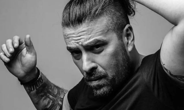 Γιάννης Αϊβάζης: Τα νεότερα για την υγεία του μετά την εισαγωγή του στο νοσοκομείο λόγω κορωνοϊού