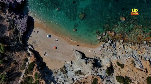 Μόλις μία ώρα από το Σύνταγμα και 10€ βενζίνη - Τόσα σας χωρίζουν από την ομορφότερη παραλία της Αττικής